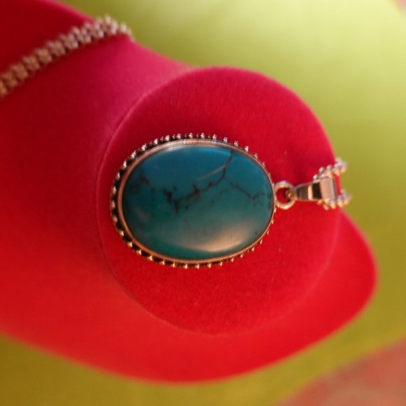 Vintage Turquoise Sterling Silver Pendant & 20" Chain (Host Pick!!) - Picture 11 of 12
